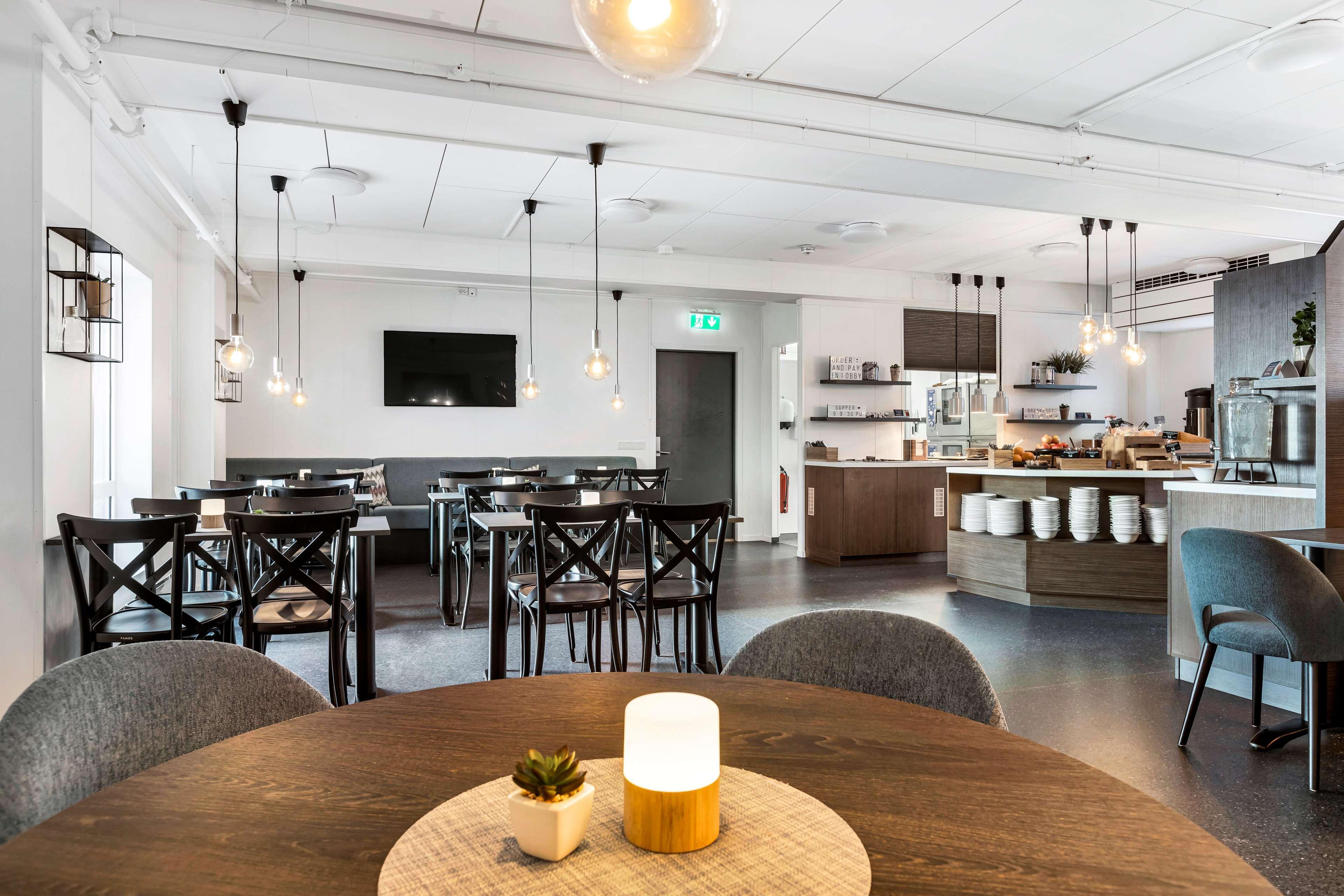 Aiden By Best Western Harstad Narvik Airport Evenesmarkja ภายนอก รูปภาพ