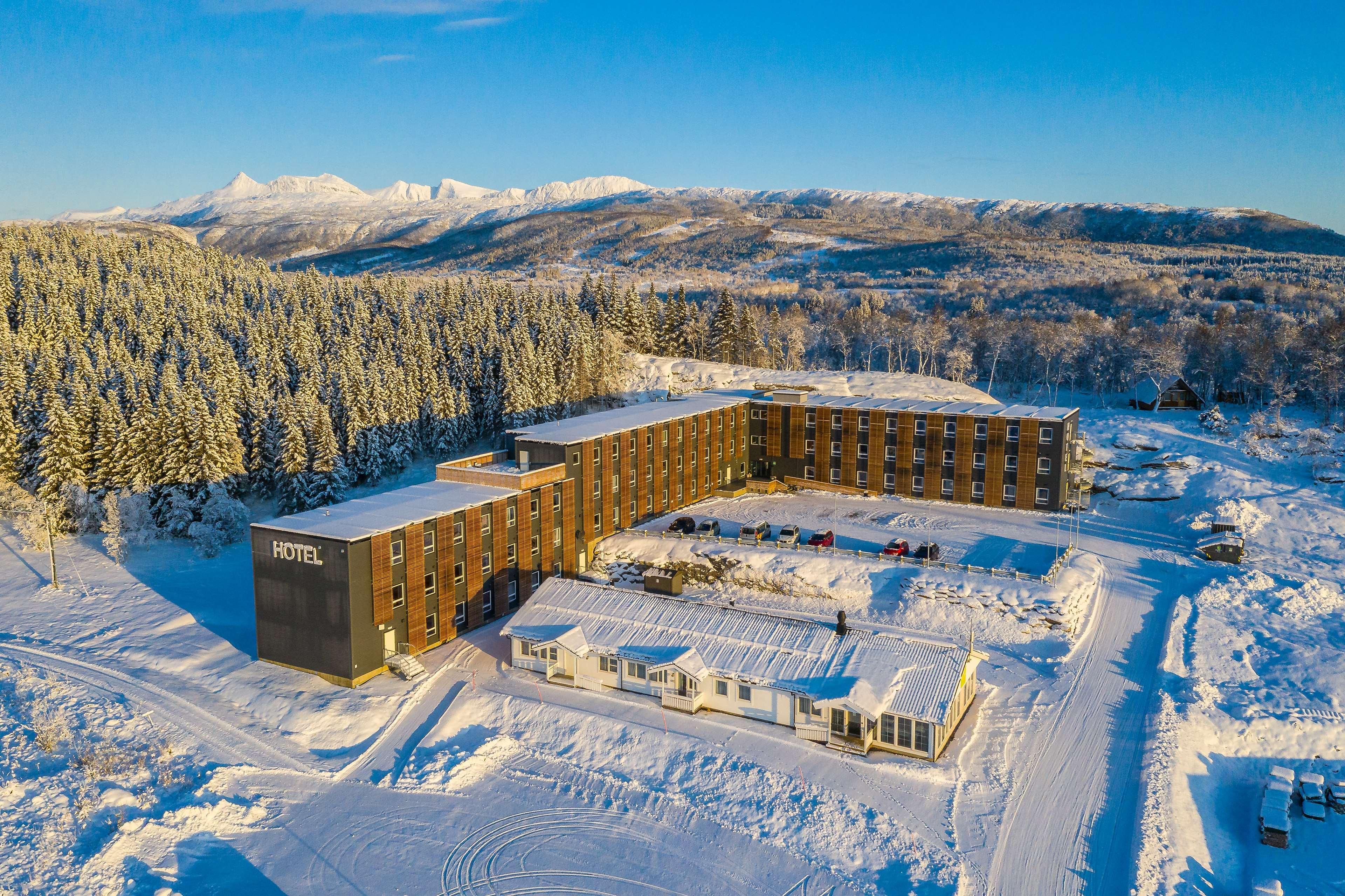 Aiden By Best Western Harstad Narvik Airport Evenesmarkja ภายนอก รูปภาพ